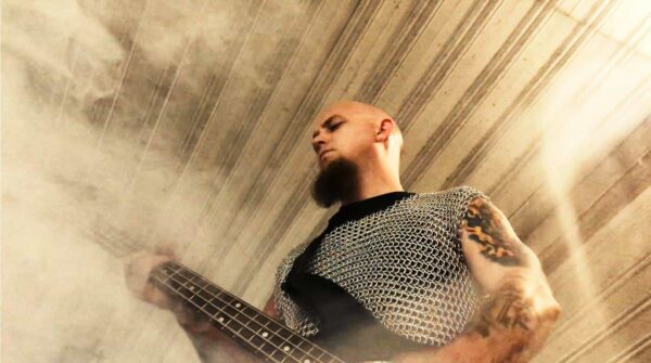 Cultic Bassist